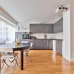 Dantzig : Apartment 6 People - Porte De Versailles By Weekome