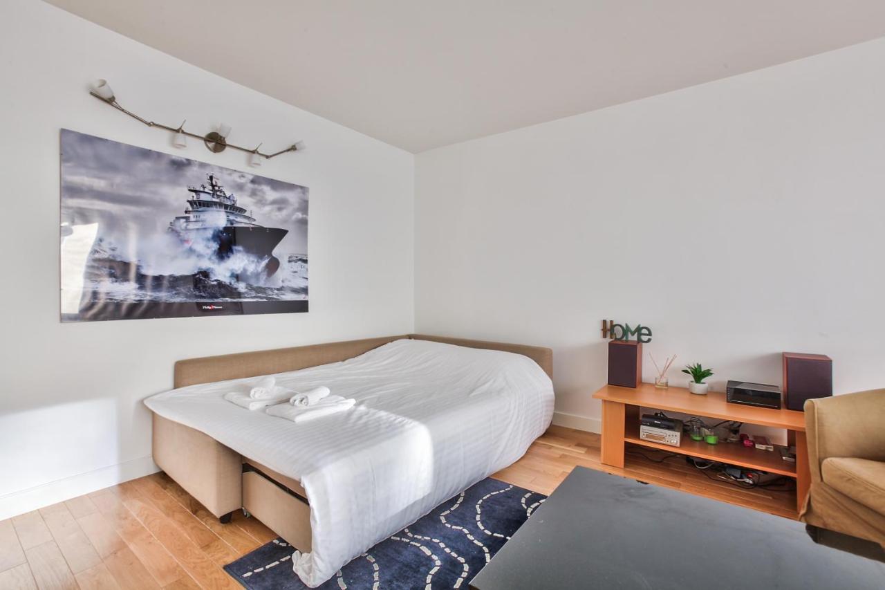 Apartment Dantzig : 6 People - Porte De Versailles By Weekome