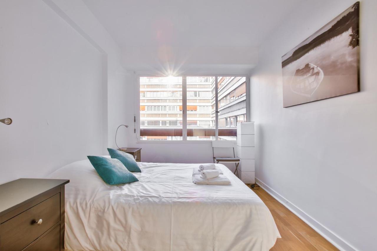 Apartment Dantzig : 6 People - Porte De Versailles By Weekome